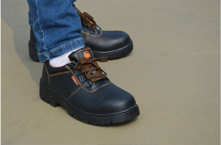 現貨批發(fā)低幫連舌勞保鞋男防砸防穿刺防滑耐磨防水工作防護安全鞋